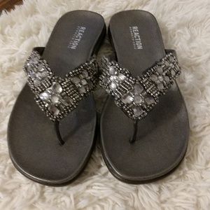Kenneth Cole Reaction Glam-Athon Flat Sandals